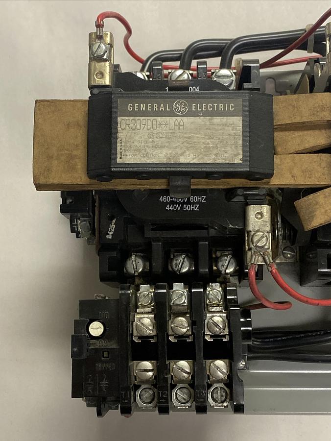 GENERAL ELECTRIC,CR309D0**LAA,STARTER 45A 600V NOS