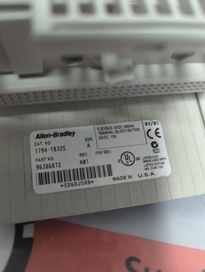 Used ALLEN BRADLEY,1794-TB32S,SERIES A TERMINAL BASE REV A01 PRE-OWNED
