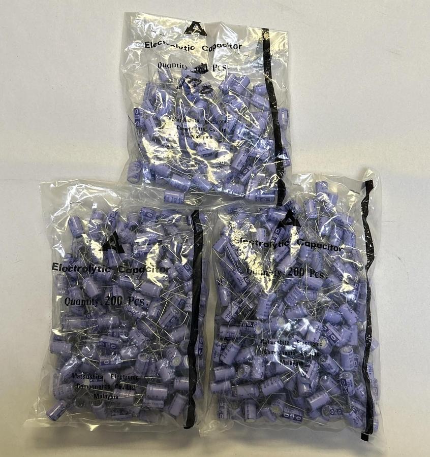 MATSUSHITA ELECTRONIC,470UF,ELECTROLYTIC CAPACITOR LOT OF 500 NOS
