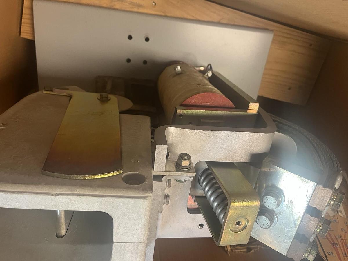 EATON,MR910E,910 DC RELAY 2500Amp Coil 250VDC