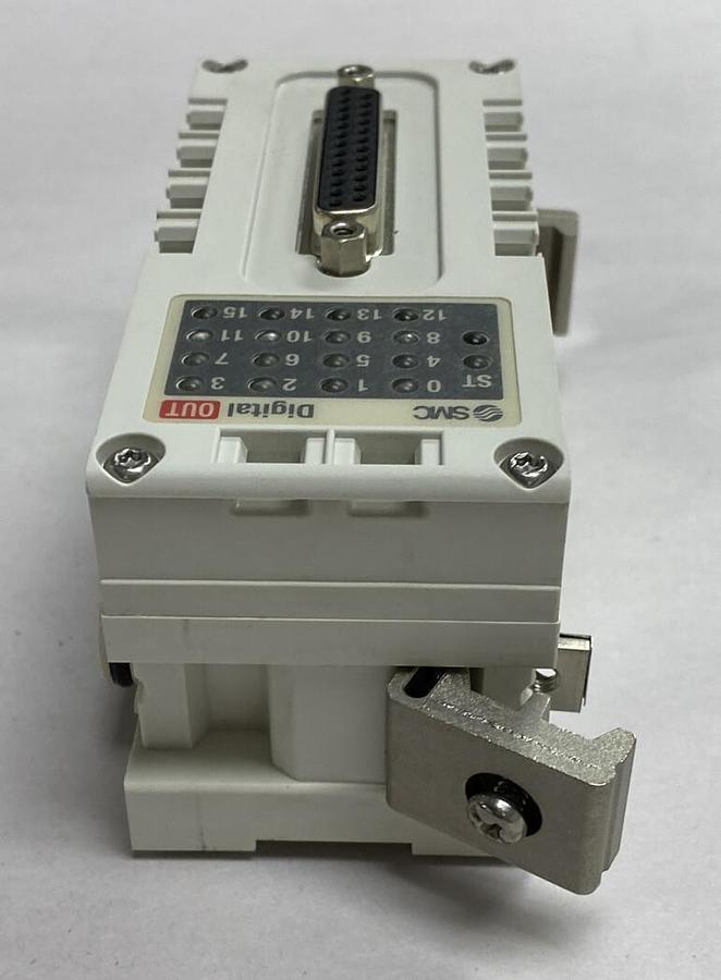 SMC,EX600-DYPE,Digital Output Module NEW