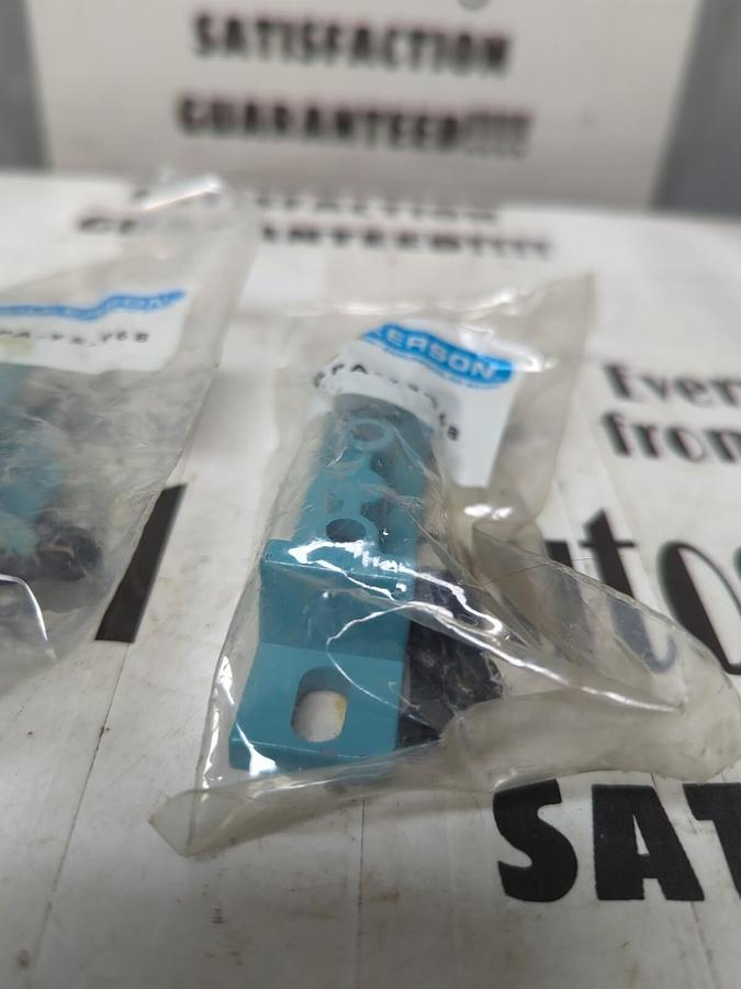 WILKERSON,GPA-95-968,WALL MOUNT BRACKET FOR MODULAR SLEEVE LOT OF 2 NEW