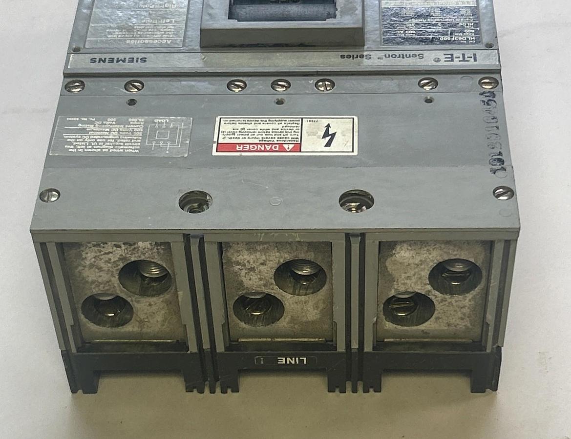 Used SIEMENS,HLD63F600,CIRCUIT BREAKER 600A 600V 3P