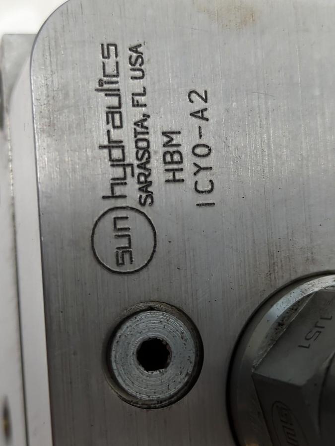 Used SUN HYDRAULICS,HBM,MANIFOLD ICO-A2 WITH PPHB-CAN 400PSI CARTRIDGE VALVE USED