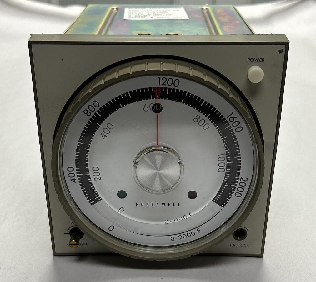 HONEYWELL,R7355E-10122,TEMPERATURE CONTROL DIALATROL NOS