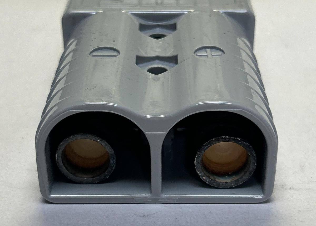 HYSTER,0195293,BATTERY CONNECTOR NOS