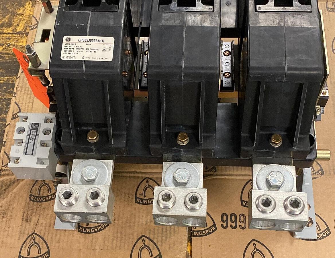 Used GENERAL ELECTRIC,CR385J002AA1A,CONTACTOR NEMA SIZE 7 900A