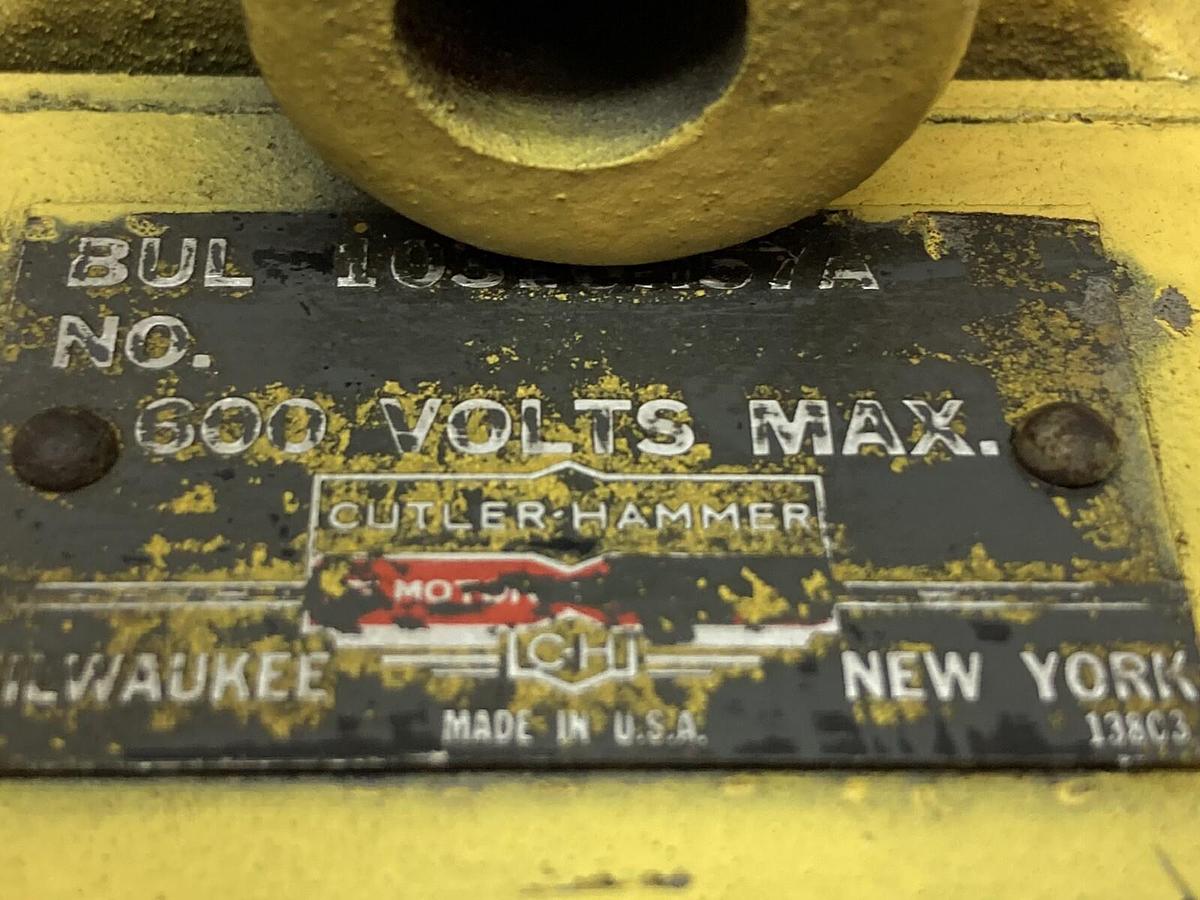 Used Cutler Hammer,10316H57A,Limit Switch Right Hand Roller