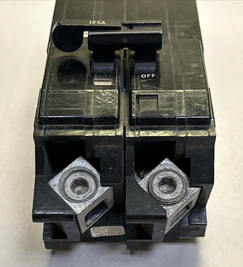 Used SQUARE D,Q12125,CIRCUIT BREAKER 125A 120/240V 2P