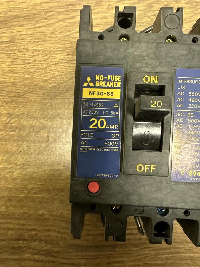 Used Mitsubishi,NF30-SS,20 Amp 3 Pole Circuit Breaker