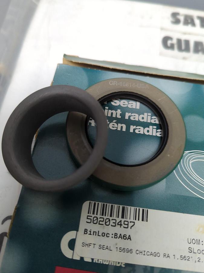 CHICAGO RAWHIDE,M15696M,OIL SEAL & SLEEVE KITS 1.562 IN X 2.629 IN LOT OF 2 NOS