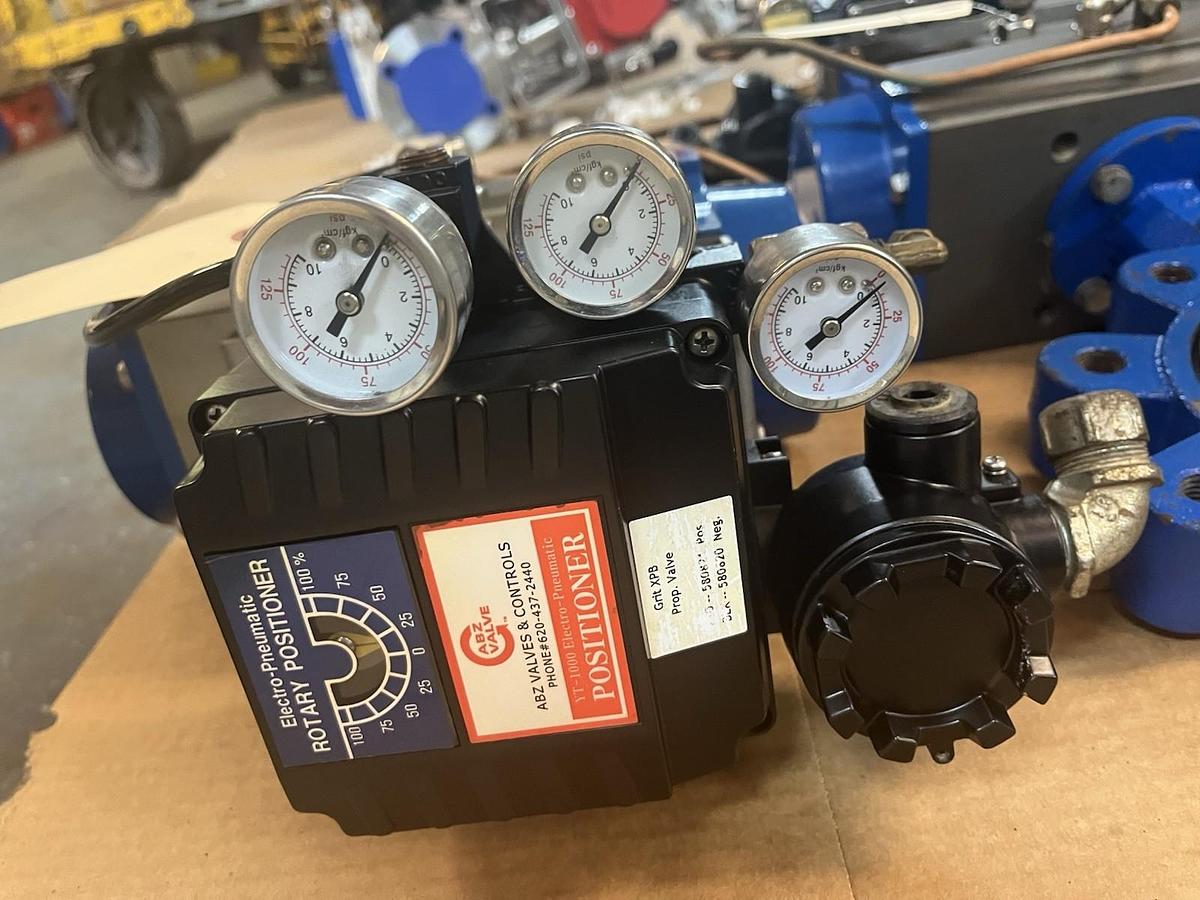Used ABZ,SR-115,PNEUMATIC ACTUATOR BUTTERFLY VALVE 4" 200PSI E/P POSITIONER