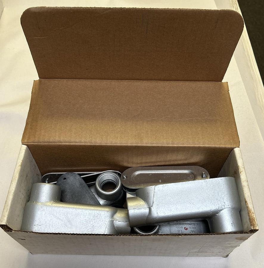 RED DOT,ALB-2,CONDUIT BODY 3/4INCH LOT OF 5 NOS