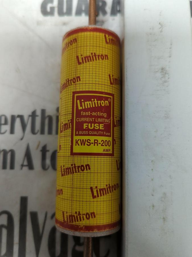 COOPER BUSSMANN,KWS-R-200,LIMITRON 200 AMP FUSE NOS