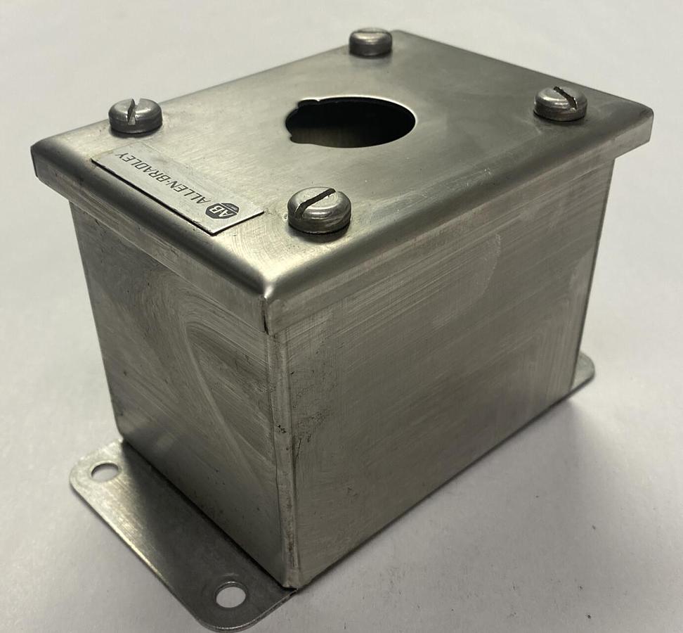 Used ALLEN BRADLEY,800R-1HX4T,SER A PUSH-BUTTON STATION