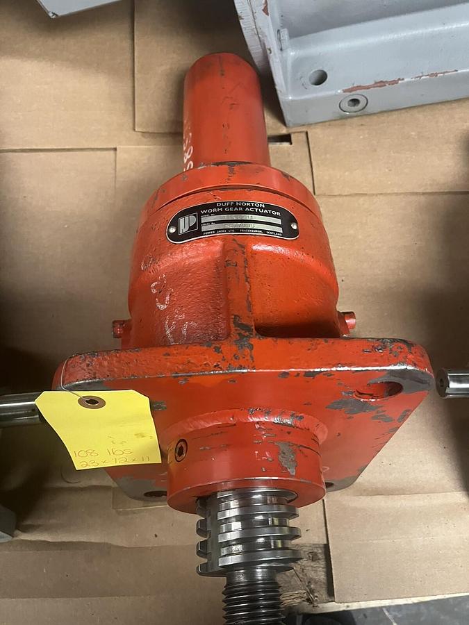 Used DUFF NORTON,F826281,WORM GEAR ACTUATOR