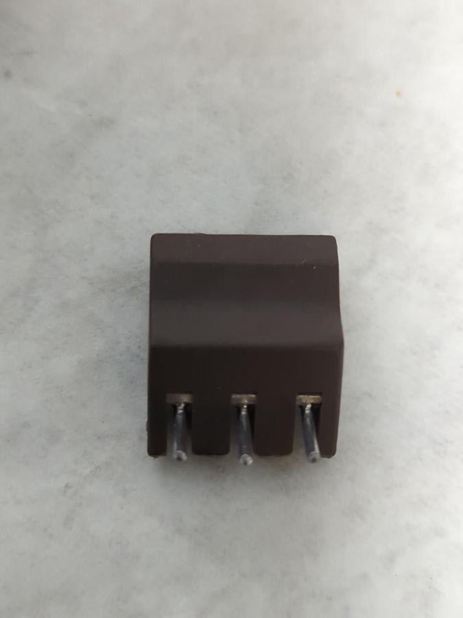 BUCHANAN,3-PRONG,TERMINAL BLOCK/PLUG LOT OF 63 NOS