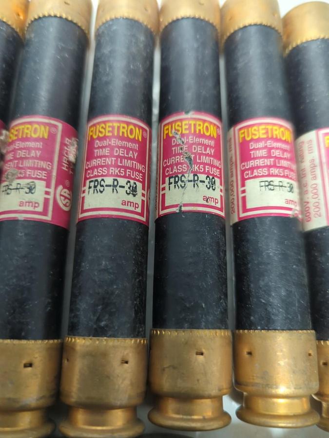 Used COOPER BUSSMANN,FRS-R-30,FUSETRON 30 AMP FUSE LOT OF 21 PRE-OWNED