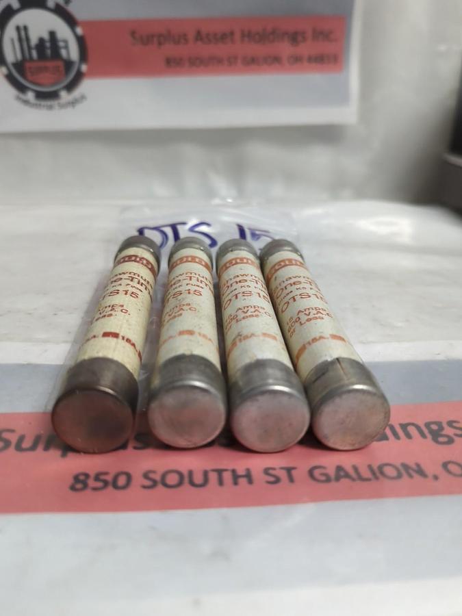Used GOULD SHAWMUT,OTS-15,ONE-TIME 15 AMP FUSE LOT OF 4 PRE-OWNED