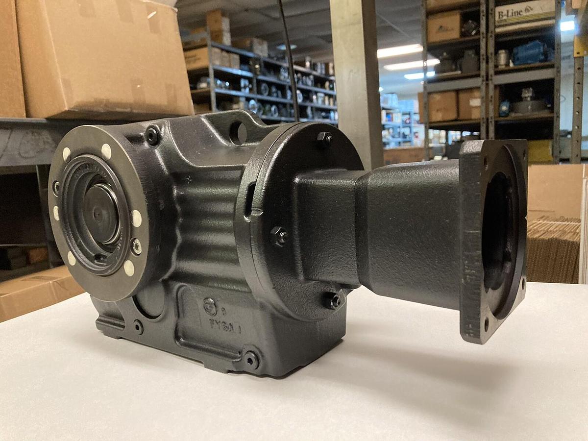 SEW Eurodrive,KA257 AOA115/3,Gear Reducer