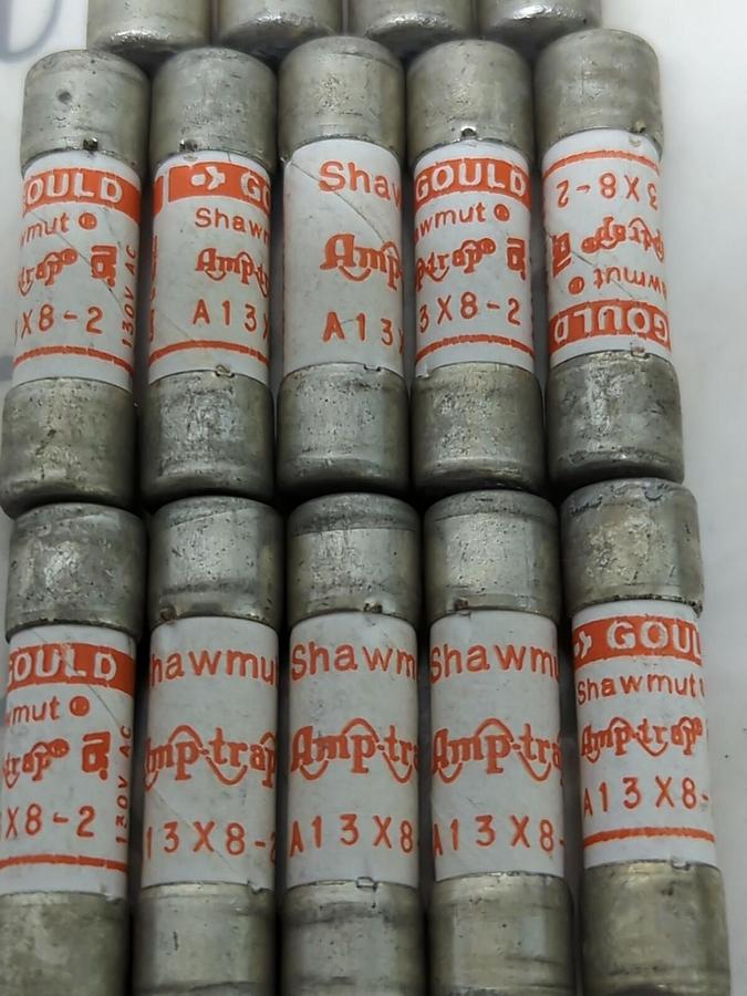 GOULD SHAWMUT,A13X8-2,FUSE LOT OF 14 NOS