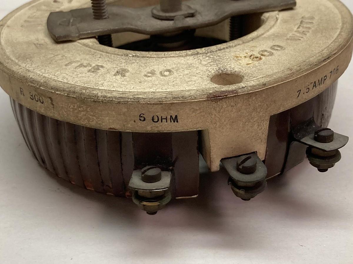 Used Ohmite,R300,Reostat 60Hm 7.5A