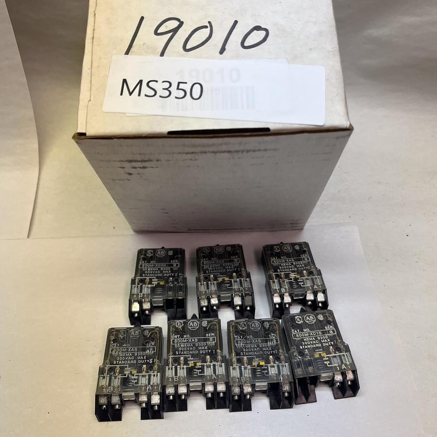 ALLEN BRADLEY,800M-XAS,CONTACT BLOCK 22MM SERIES B LOT OF 7