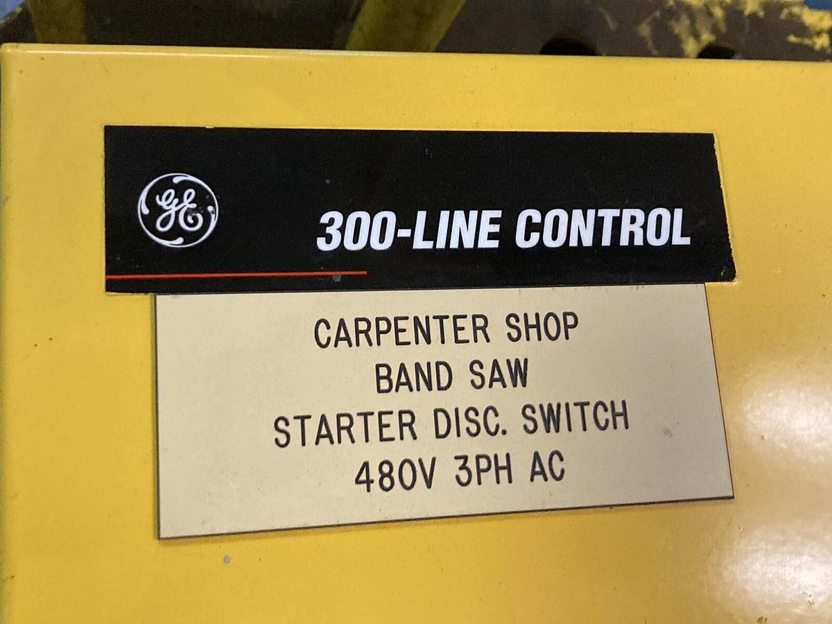 General Electric,CR308C2042RAASAA,SIZE 1 COMBINATION STARTER 300-LINE CONTROL