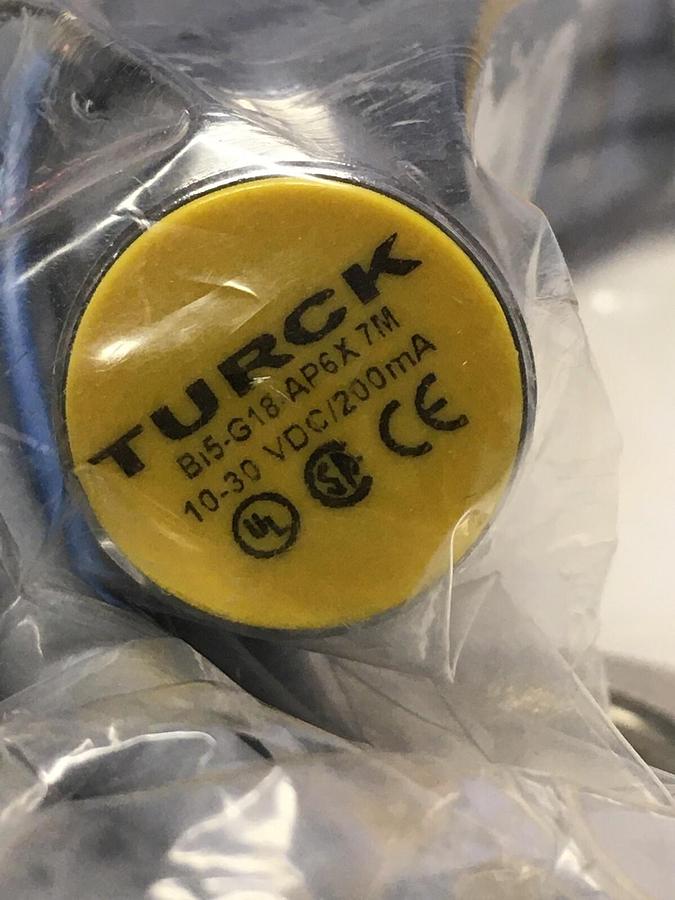 Turck,B1 5-G18-AP6X 7M,Proximity Sensor LOT OF 2