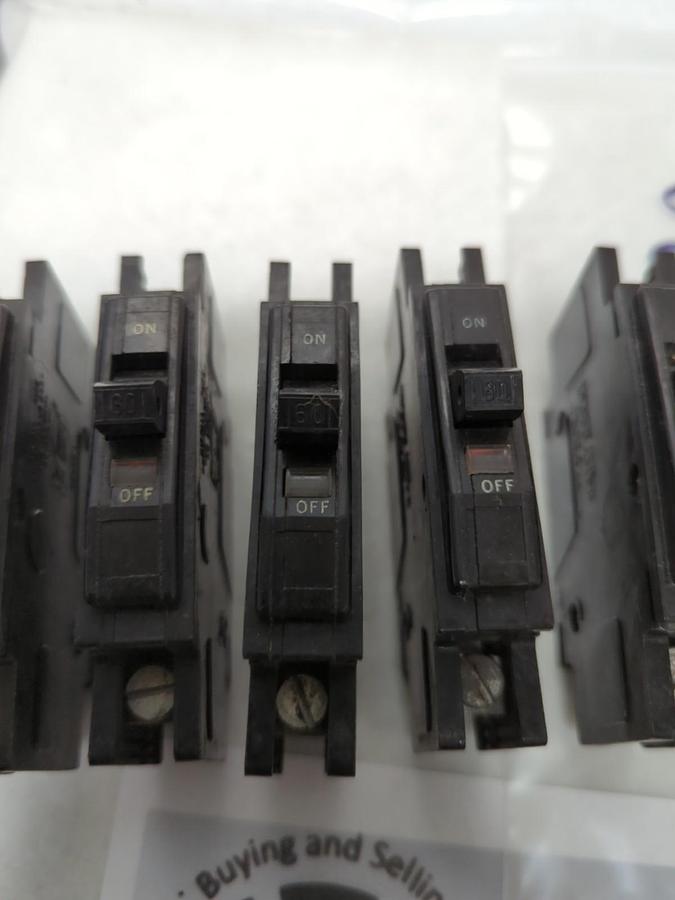 Used SQUARE D,QOB160,CIRCUIT BREAKER 1-POLE 60 AMP LOT OF 5 PRE-OWNED