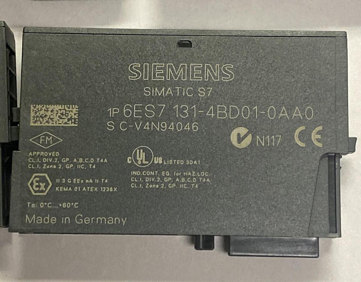 Used SIEMENS,6ES7131-4BD01-0AA0,INPUT MODULE LOT OF 11