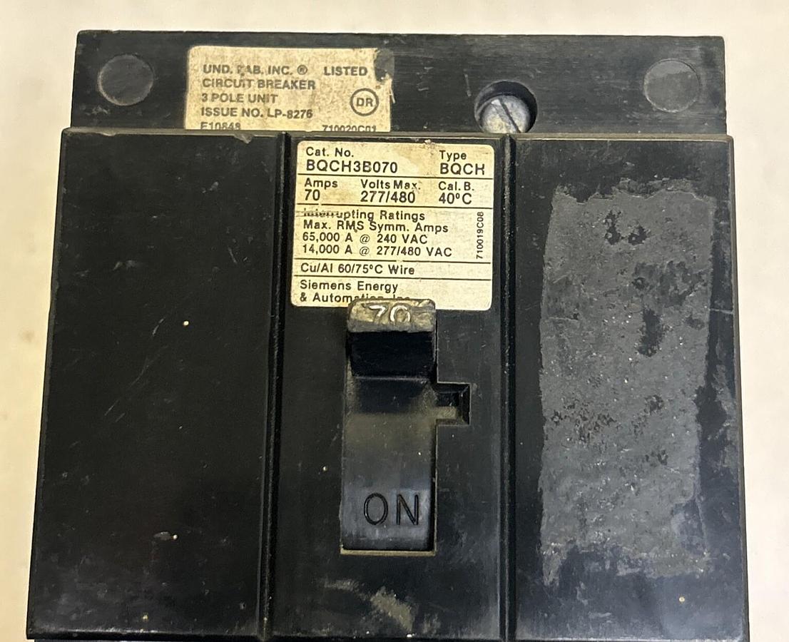 Used SIEMENS,BQCH3B070,CIRCUIT BREAKER 70A 277/480V 3P