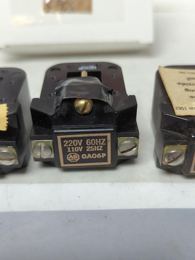 Used ALLEN-BRADLEY,0A06P,COIL 220V 60HZ 110V 25HZ LOT OF 5 PRE-OWNED