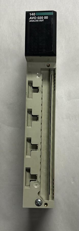 Used SCHNEIDER,140AVO02000,ANALOG OUTPUT MODULE