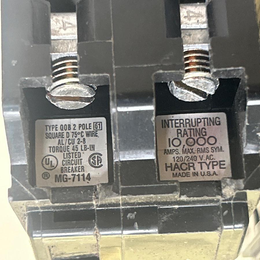 Used SQUARE D,QOB240,CIRCUIT BREAKER 40A 120/240V 2P LOT OF 5