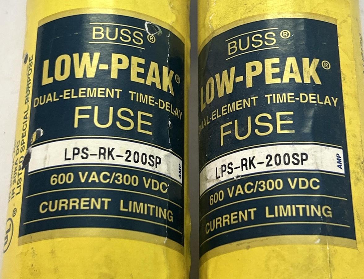 Used COOPER BUSSMANN,LPS-RK-200SP,LOW-PEAK FUSE 200A 600V LOT OF 2