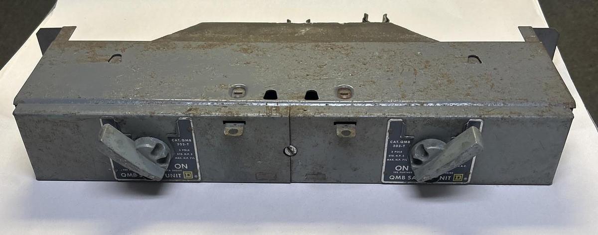 Used SQUARE D,QMB303T,FUSIBLE PANEL BOARD SWITCH 30A 240V 3P