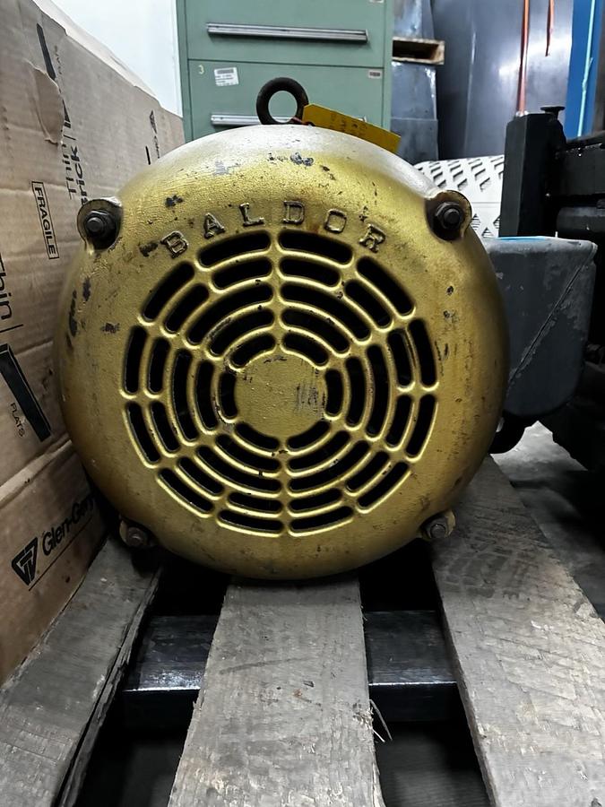 Used BALDOR,EM4110T,MOTOR 40HP 1775RPM 3PH 324T