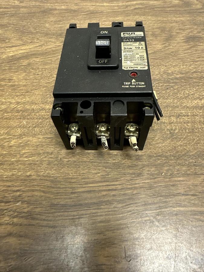 Used Fuji Electric,SA33,10Amp 3 Pole Circuit Breaker