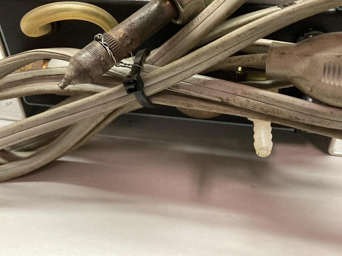 Used Ungar Hot Vac,2000A,Portable Desoldering System 120V 60Hz 2A