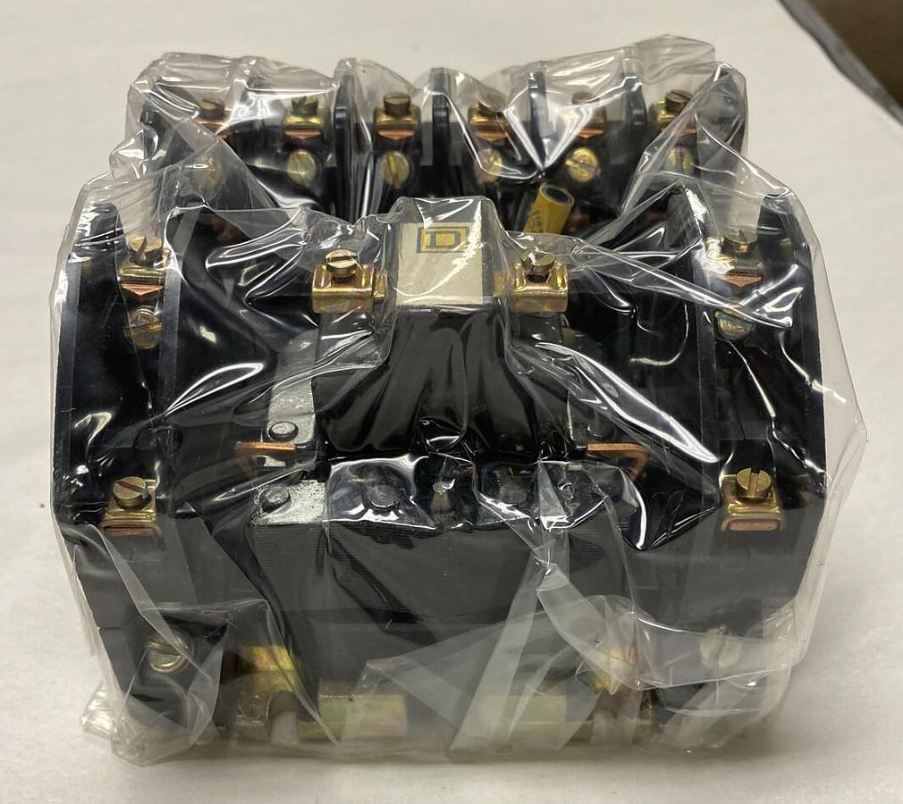 Square D,8501 H0-80,AC Relay Control Series D 15AMP Coil 110/120V 50/60HZ NOS
