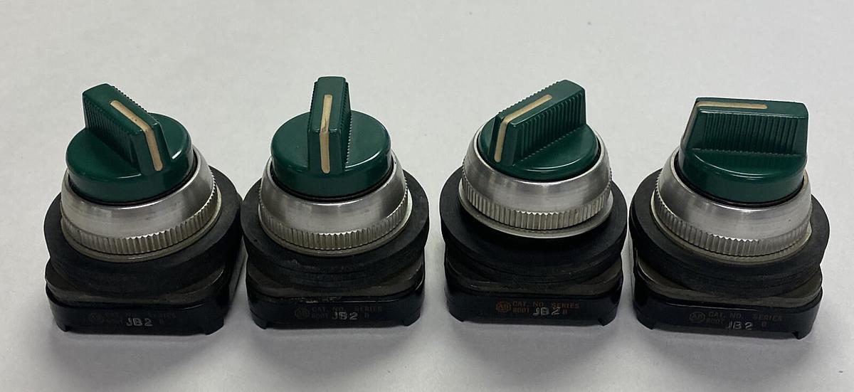 ALLEN BRADLEY,800T-JB2,SER B GREEN SELECTOR SWITCH LOT OF 4 NOS
