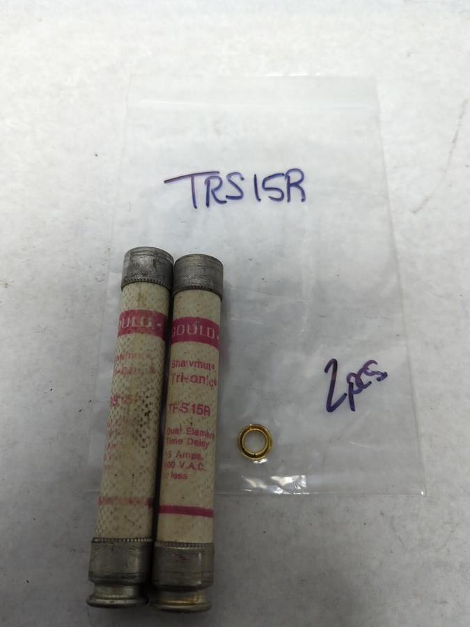 Used GOULD SHAWMUT,TRS15R,TRI-ONIC 15 AMP FUSE LOT OF 2 PRE-OWNED