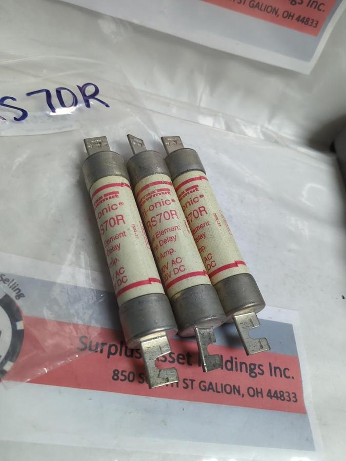Used FERRAZ SHAWMUT,TRS70R,TRI-ONIC 70 AMP FUSE LOT OF 3 PRE-OWNED