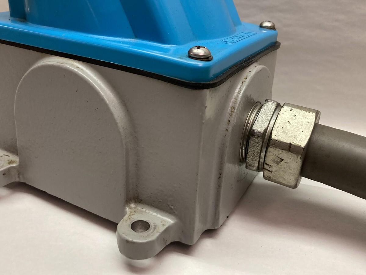 Used Meltric,33-68047,DS60 Inlet