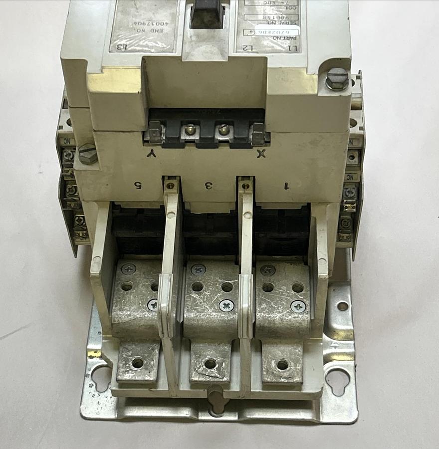 Used EATON CUTLER HAMMER,6702ED634,SPECIAL PURPOSE DC CONTACTOR 74VDC