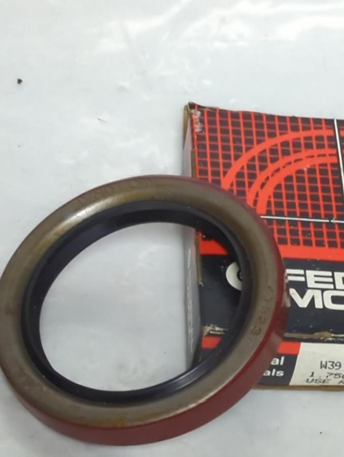 NATIONAL OIL SEAL,473237,OIL SEAL 1.75X2.374X0.312 LOT OF 2 NOS