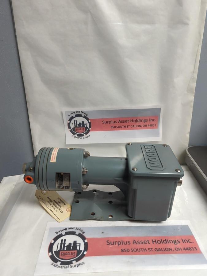 MOORE,173S,PNEUMATIC PRESSURE TRANSMITTER B/M M107676-1 NOS