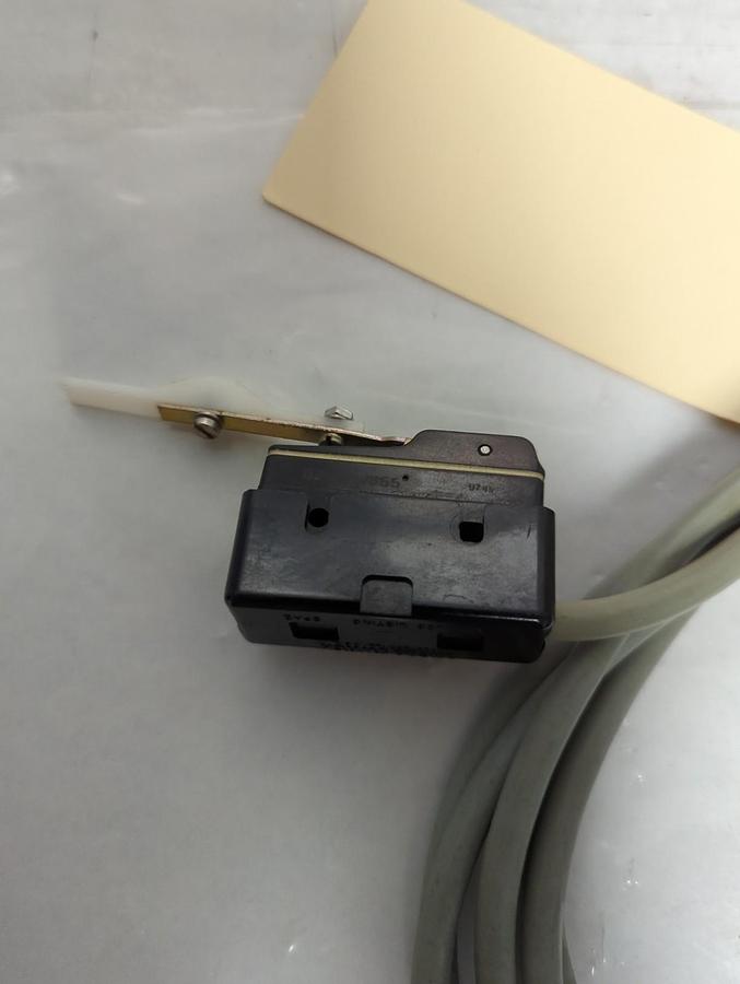 Used HONEYWELL,BZ-2RW855-5AP2,MICROSWITCH ASSEMBLY PRE-OWNED