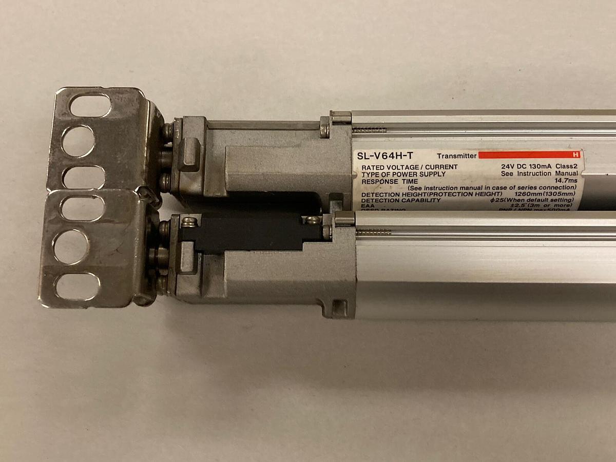 Used Keyence Sensor,SL-V64H,Light Curtain Transmitter with Receiver 1260MM 24V